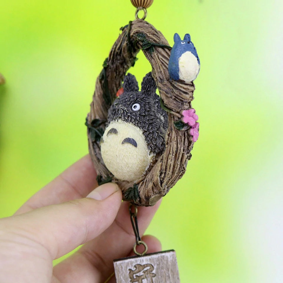 Suspension Totoro à Clochette