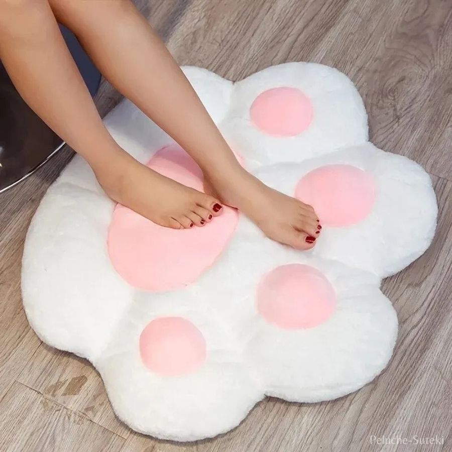 Coussin en Peluche Patte de Chat Gris et Rose