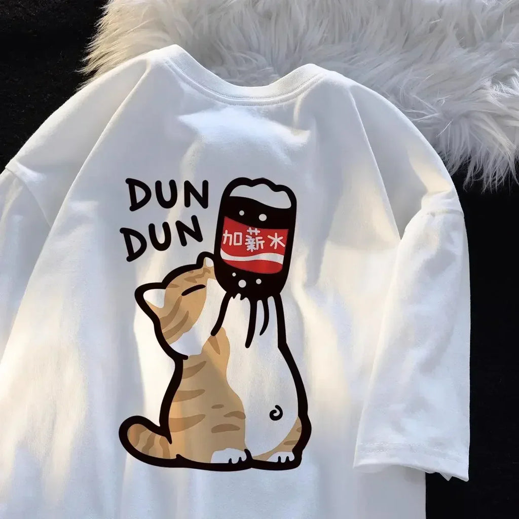 T-Shirt Blanc à Imprimé Chat Buvant 'Dun Dun'