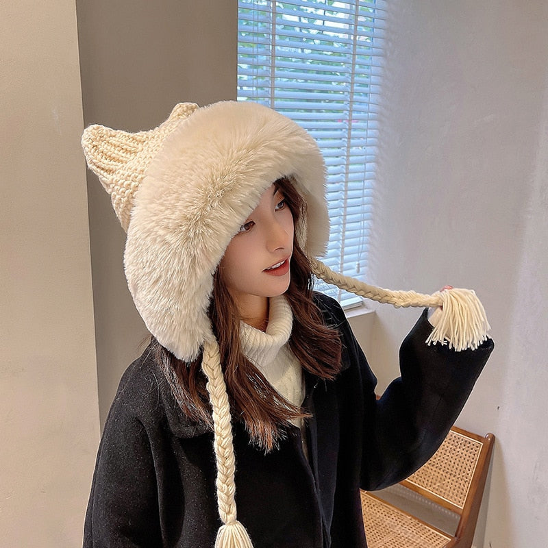 Bonnet Écru à Oreilles de Chat en Fausse Fourrure