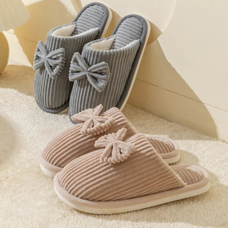 Chaussons en Peluche Côtelée Beige à Nœud